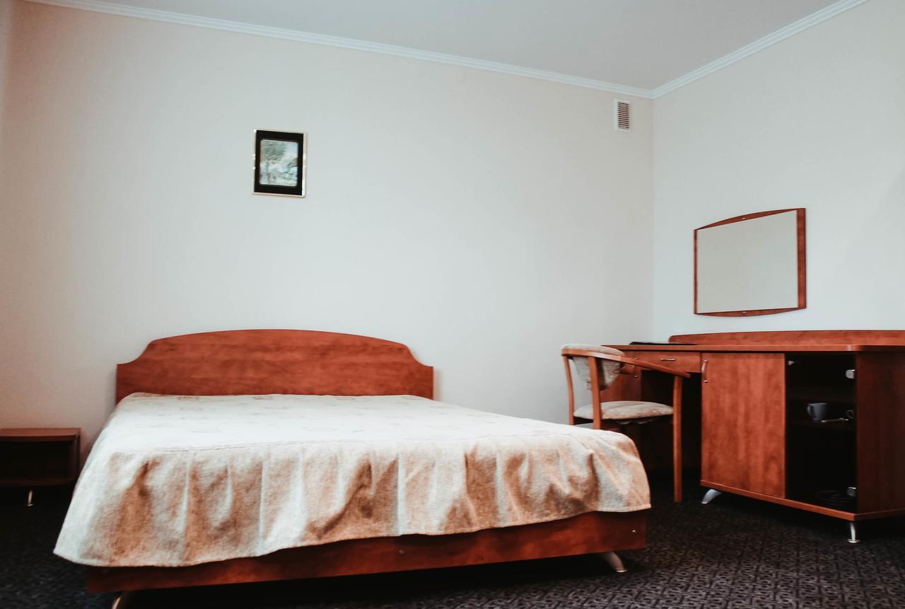 Kanna Hotel Askania-Nova Ngoại thất bức ảnh