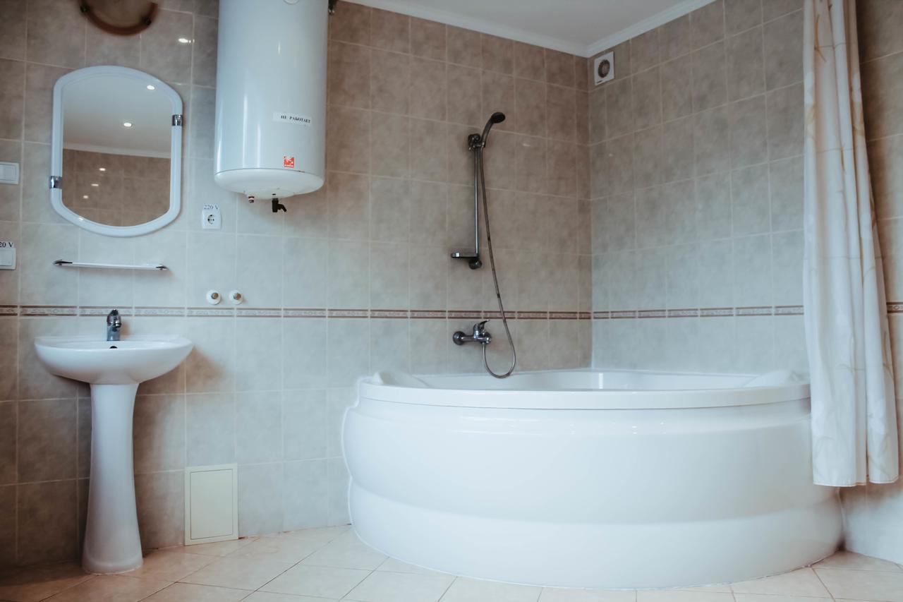 Kanna Hotel Askania-Nova Ngoại thất bức ảnh