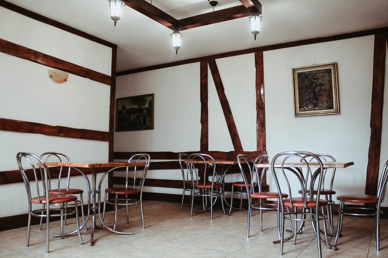 Kanna Hotel Askania-Nova Ngoại thất bức ảnh